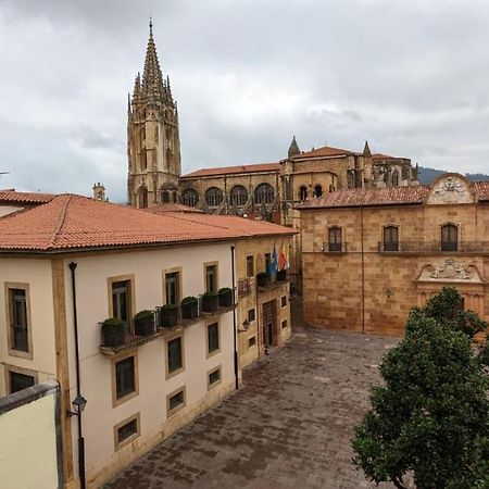 Apartamento Wamba - La Catedral Lejlighed Oviedo Eksteriør billede